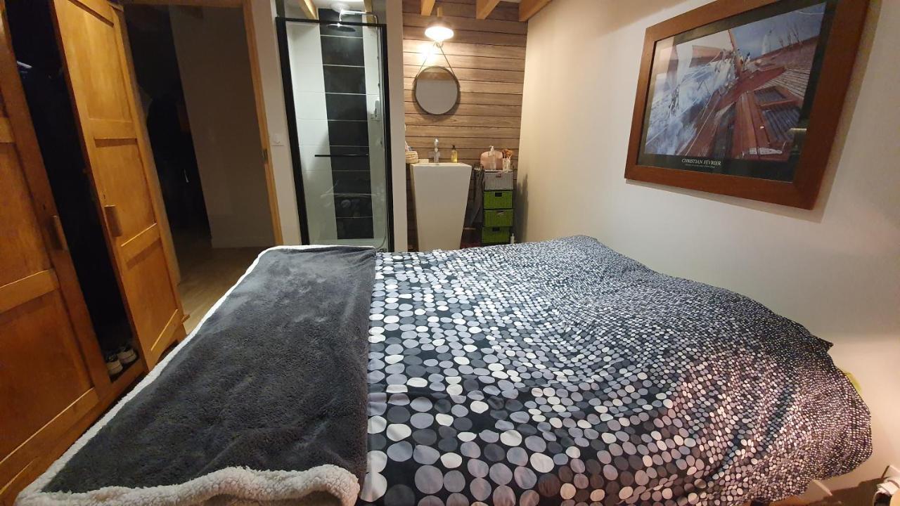 La Fontaine Des Amis Apartment Gap Luaran gambar